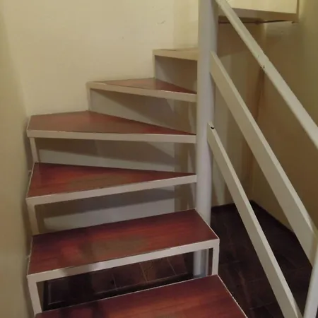 Cozy Flat With 3 Shared Pools And Private Garden * 비비오네