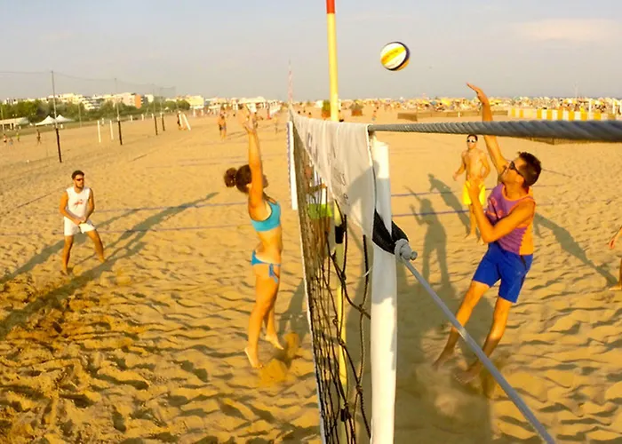 Cozy Flat With 3 Shared Pools And Private Garden Бібіоне