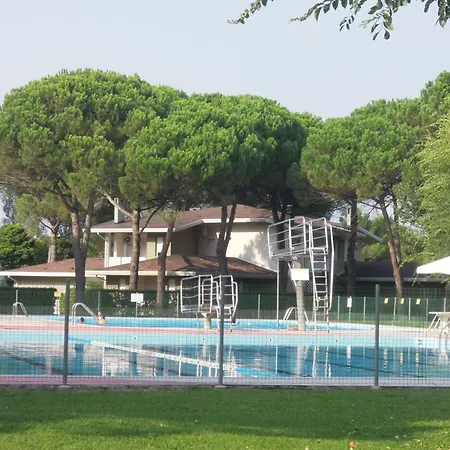 Lejlighed Cozy Flat With 3 Shared Pools And Private Garden Bibione
