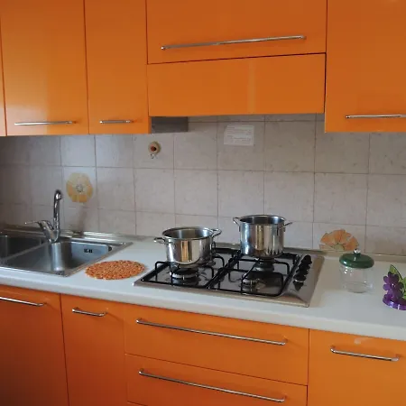 Cozy Flat With 3 Shared Pools And Private Garden Lejlighed