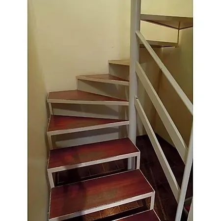 Cozy Flat With 3 Shared Pools And Private Garden ビビオーネ