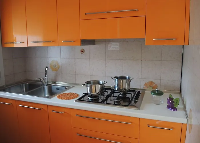 Cozy Flat With 3 Shared Pools And Private Garden Apartment